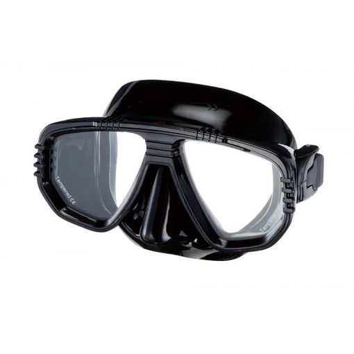 IST Corona M55 diving mask in Black/Black